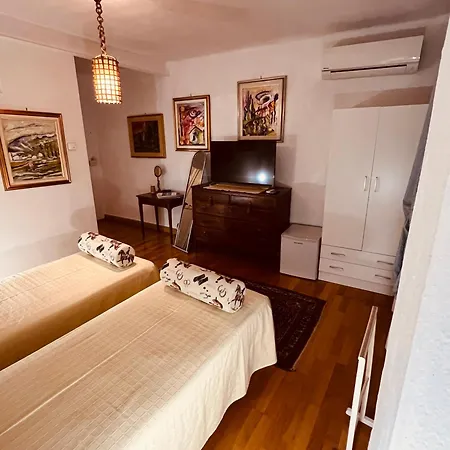 La Casa Del Sole - Tenuta Dei Conti 3*